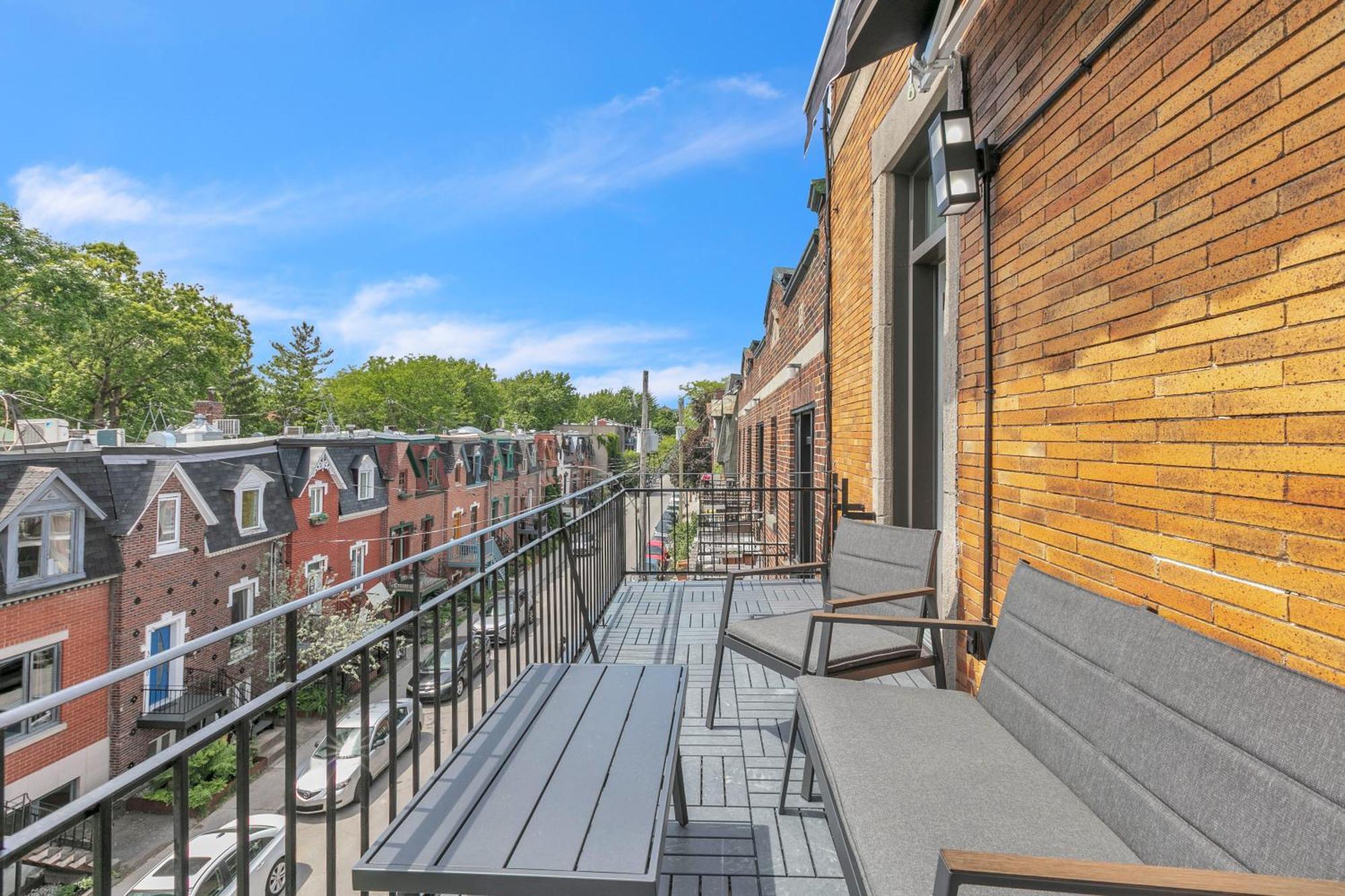 Eat, Explore & Enjoy Downtown Montreal At This Sleek City Escape Located In Plateau Mont-Royal - Apt 4 Apartment Exterior photo