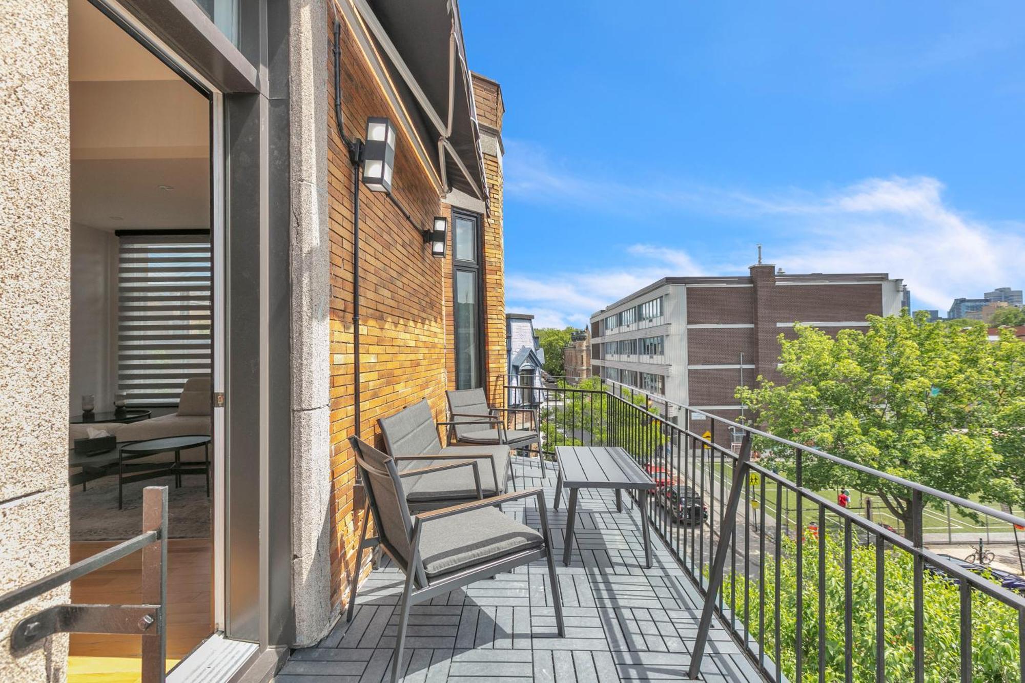 Eat, Explore & Enjoy Downtown Montreal At This Sleek City Escape Located In Plateau Mont-Royal - Apt 4 Apartment Exterior photo